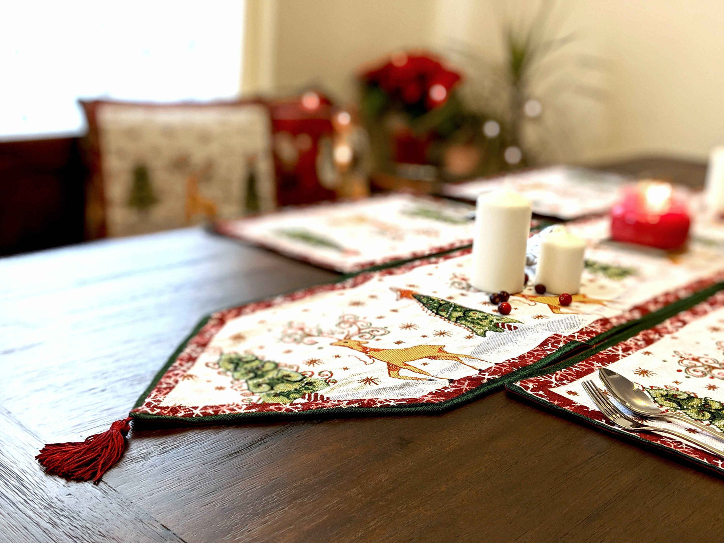 Tache Winter Forest Reindeer Vintage Holiday Woven Tapestry Table Runners (9192TR)