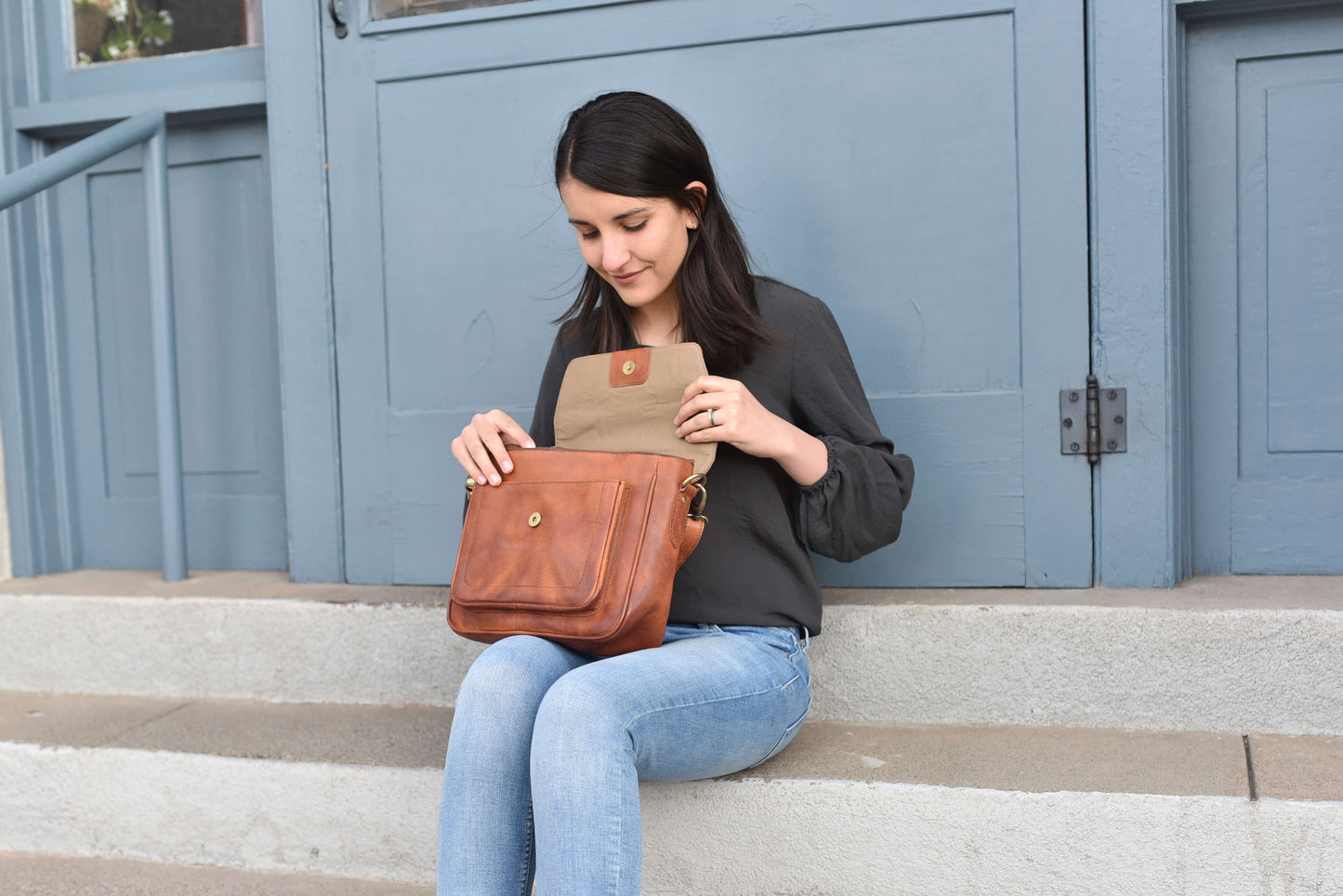 Journey Crossbody Leather Bag with Removable Adjustable Strap - Stylish and Versatile - Rosetta Creative Boutique