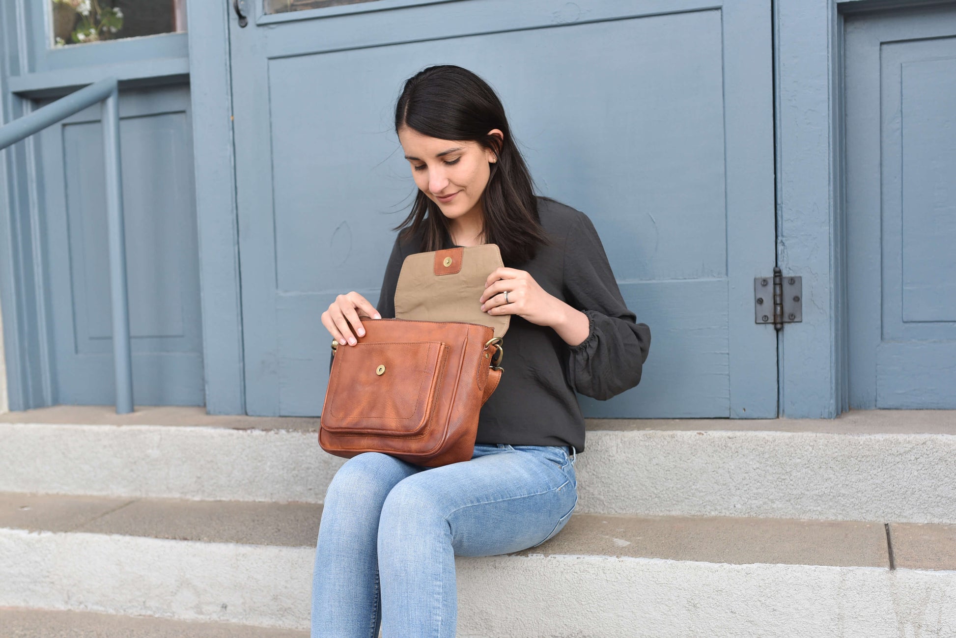 Journey Crossbody Leather Bag with Removable Adjustable Strap - Stylish and Versatile - Rosetta Creative Boutique