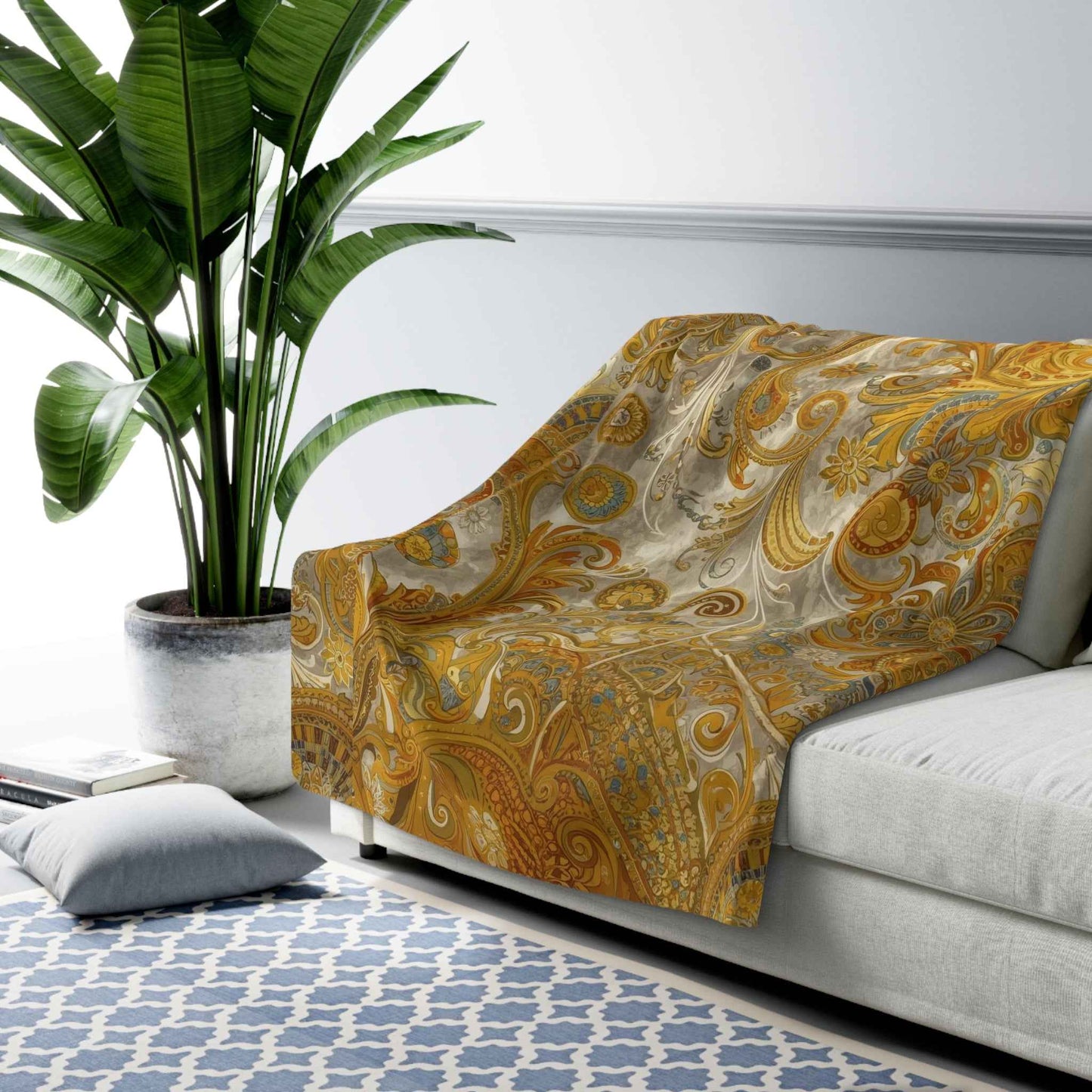 Luxurious Sherpa Fleece Blanket for Cozy Decor, Perfect for Home, Gifts, Winter, Holidays, Elegant Pattern