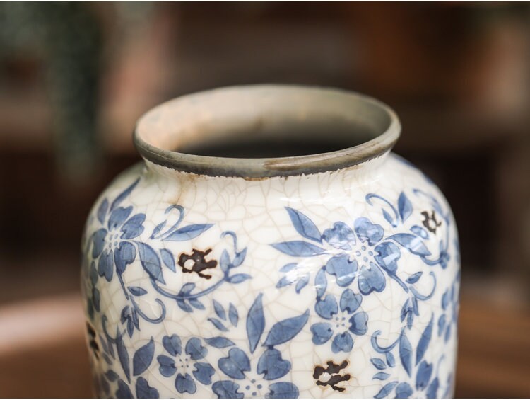 Retro Style Ceramic Vase-2