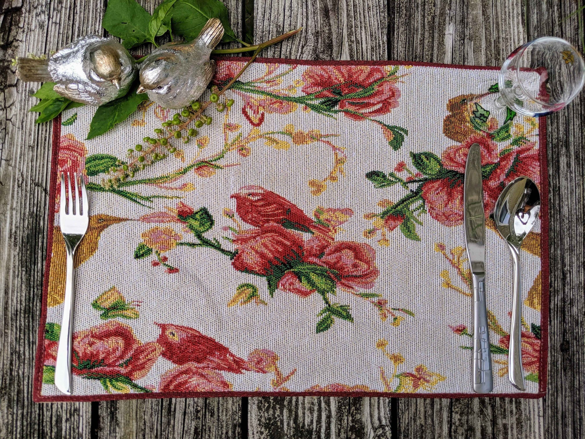 Tache Floral Red Roses Hummingbirds Woven Placemat Set 18109
