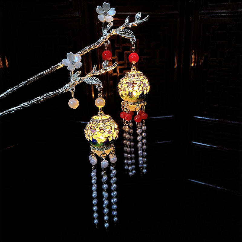Ancient Chinese Style Landscape and Lantern Hairpin