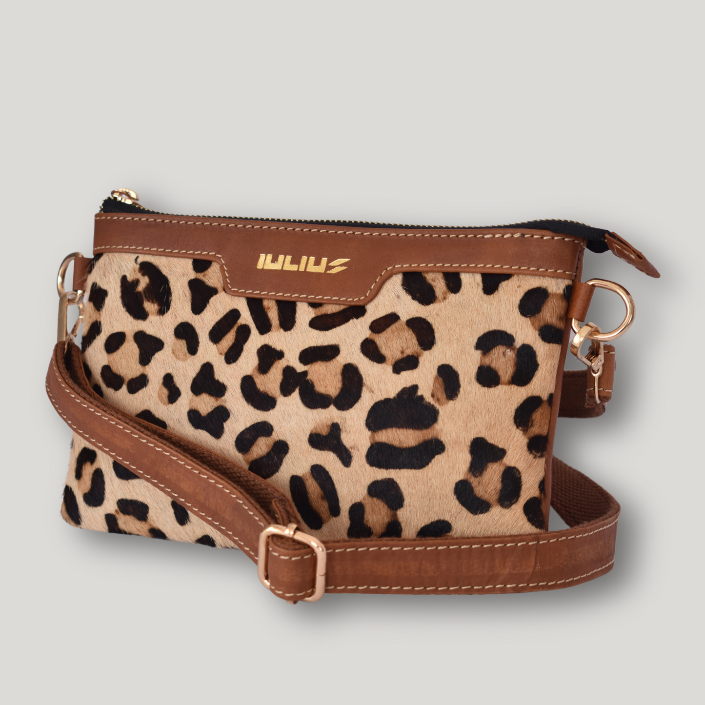 ULIUS Leopard Style Leather Clutch – Brown Leather & Natural Hair - Cartera de Mano Estilo Leopardo – Cuero Marrón y Pelo Natural – IULIUS