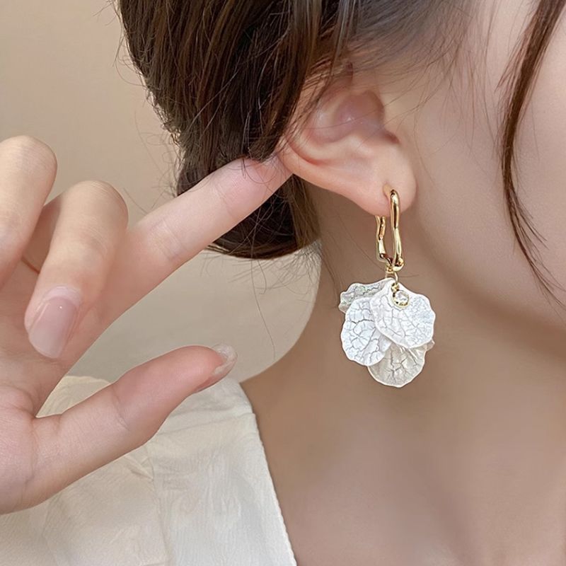Dragon & Phoenix Ruyi Earrings – Textured 'Cracked Petal' Design