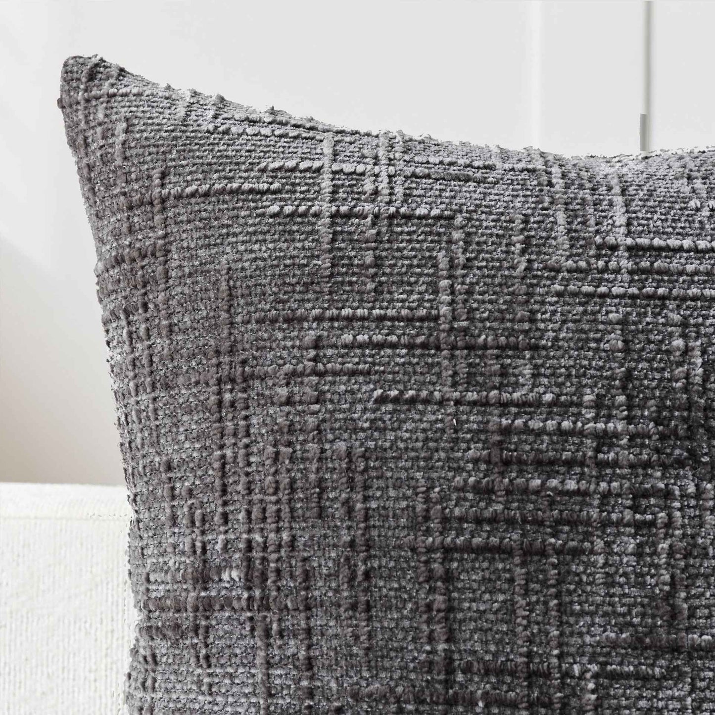 Chunky-spun Bamboo-textured Chenille Pillowcase