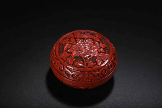 Chinese Lacquerware Hand-carved Flower-Patterned Box