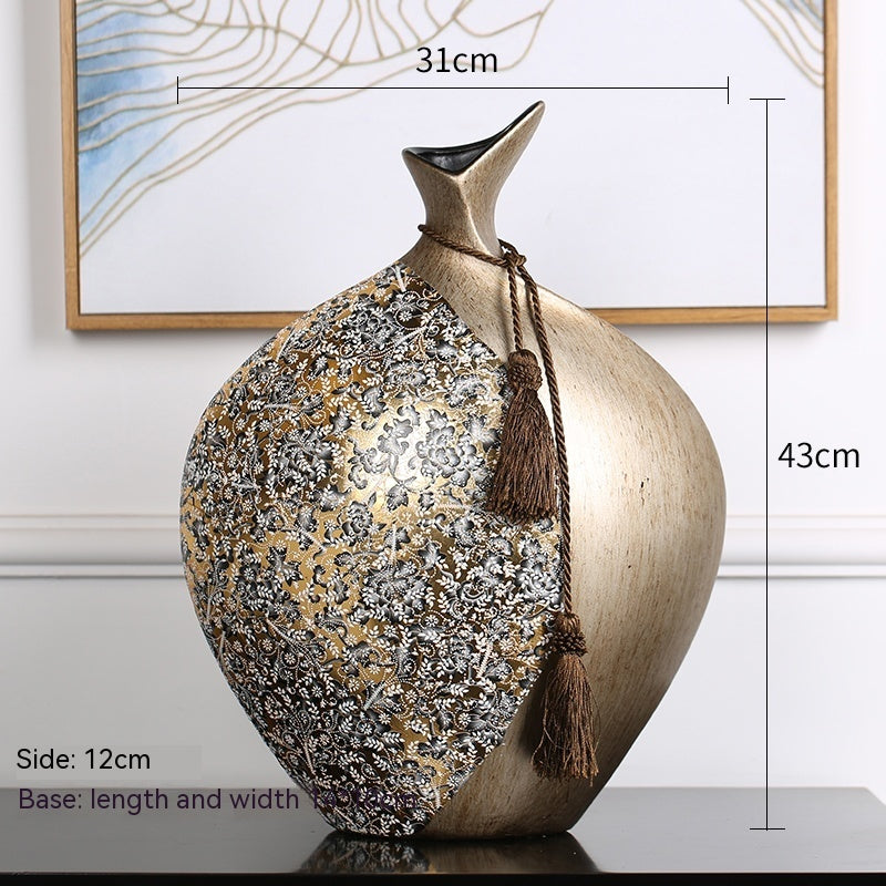 Classic Ming-Style Tabletop Vase | Elegant Oriental Home Decor