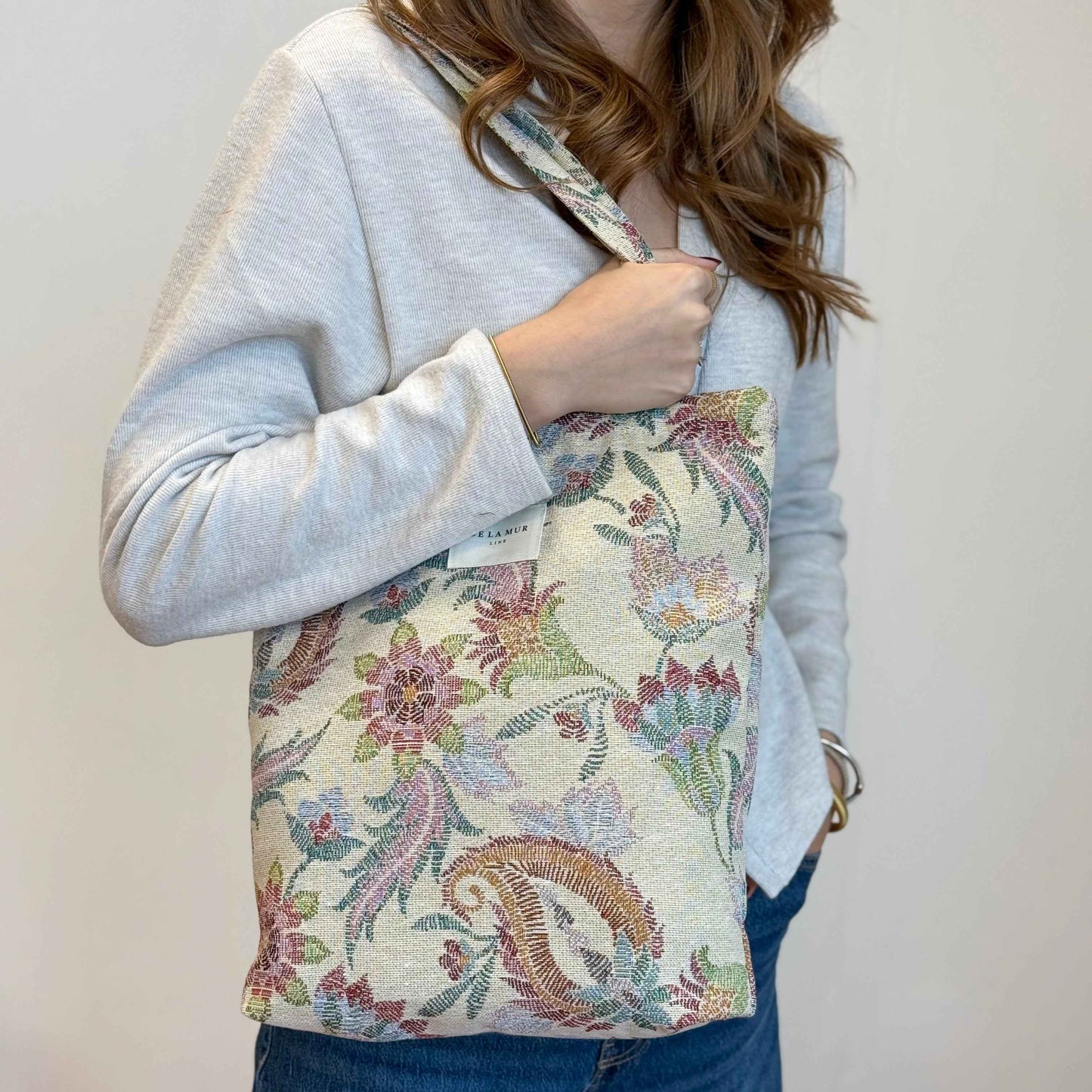 Floral Jacquard Medium Zippered Bag – Multicolor (Color)