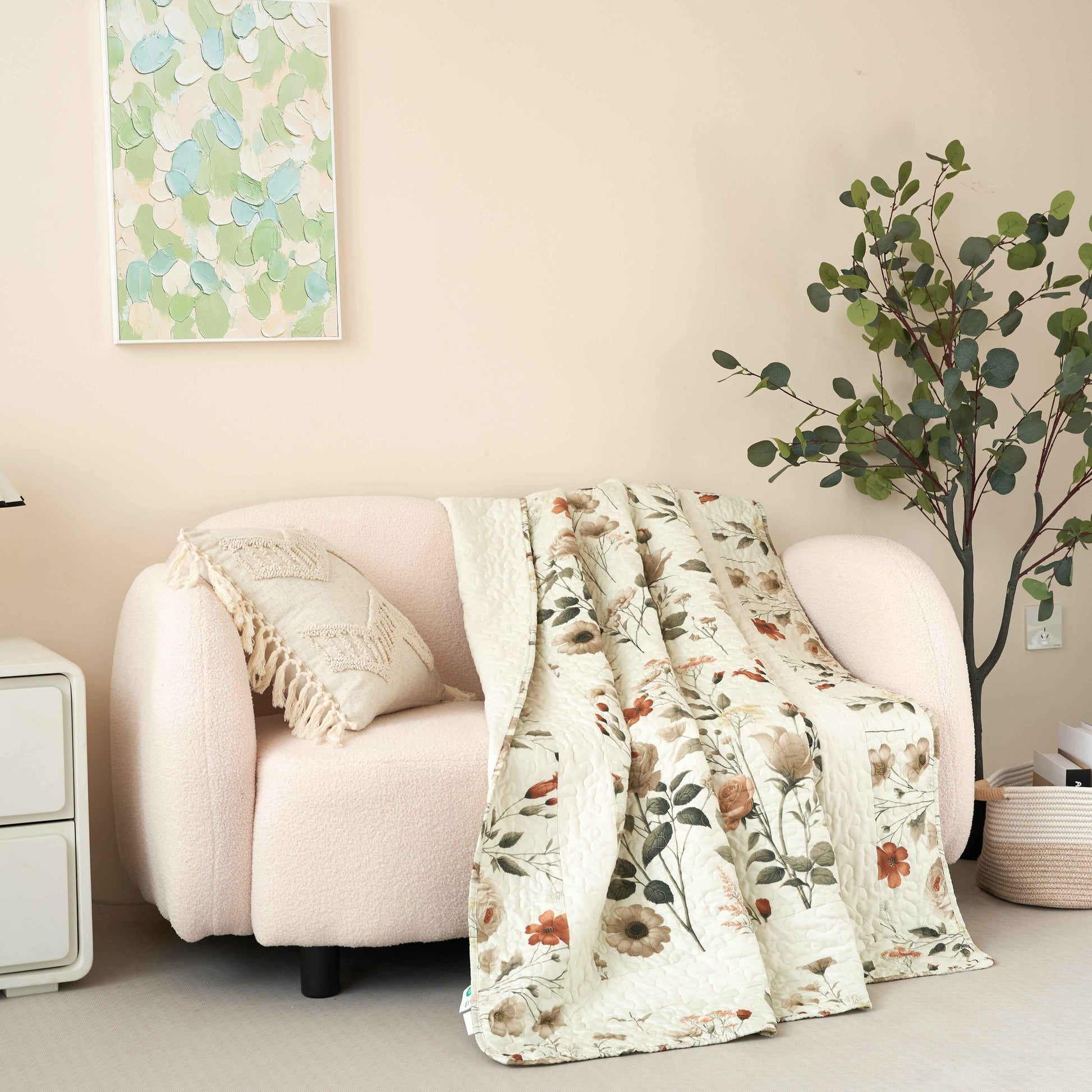 DaDa Bedding Collection Enchanted Meadow Reversible Floral Cozy Lightweight Lap Throw - Perfect for Couch or Bed, Beige Victorian Garden Pallete, All-Season Comfort, Machine Washable, 50x60 Inches