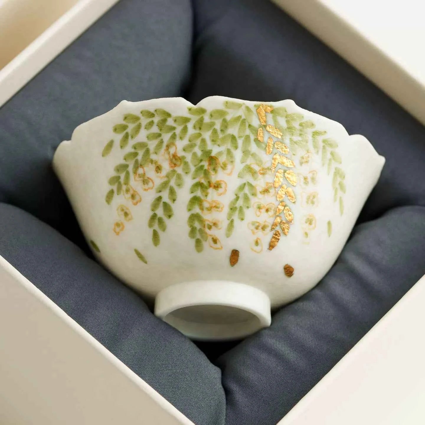 Handmade Ceramic Teacup with Green Leaf Design – 50ml Traditional Chinese Tea Cup