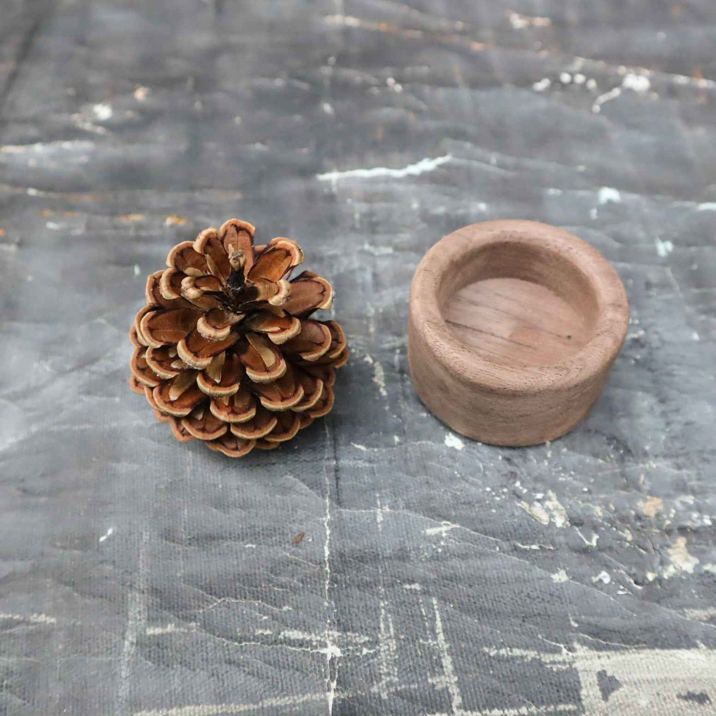 Pinecone Wooden Essential Oil Diffuser