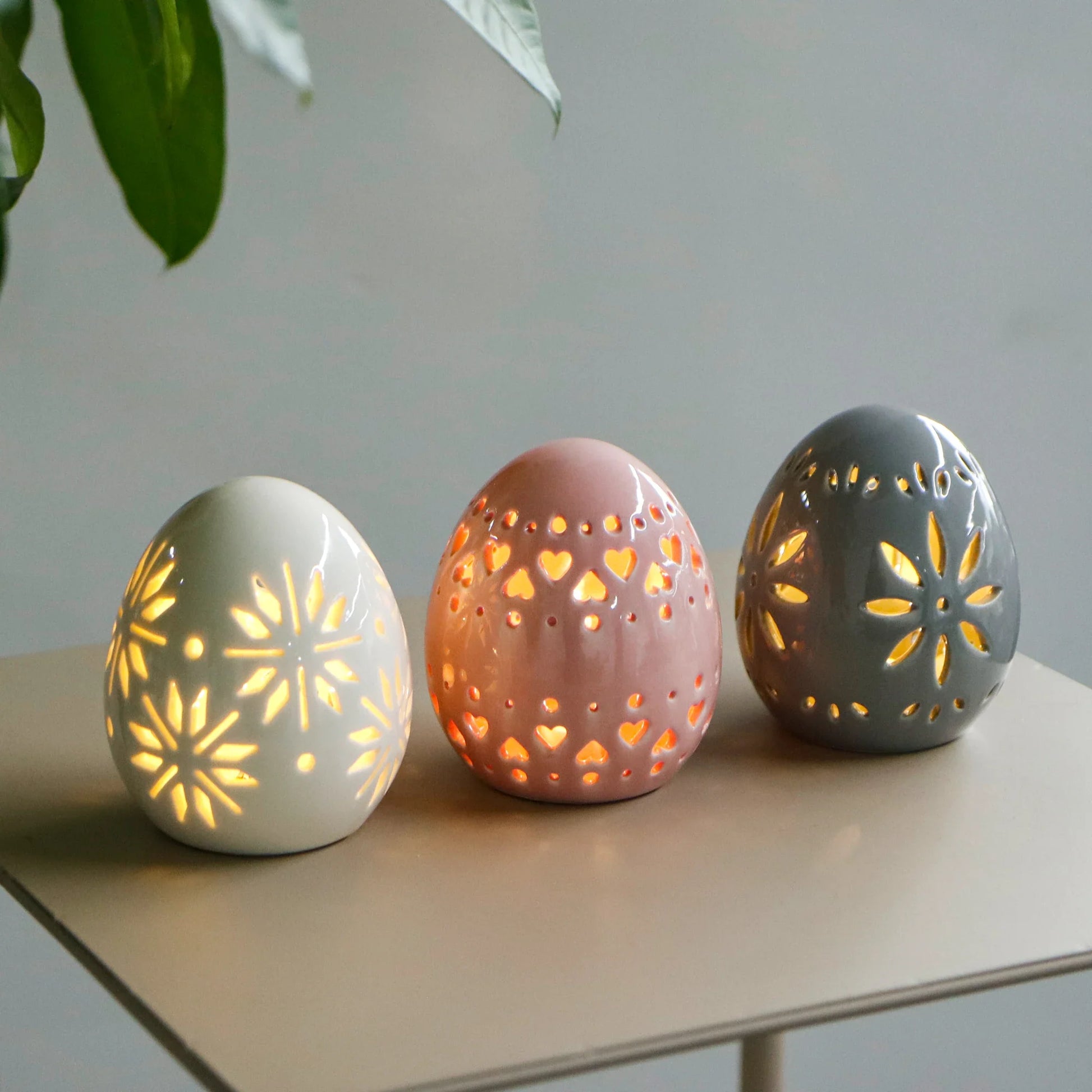 Set of 3 Ceramic Decorative Lamp 4" H(Egg)-0