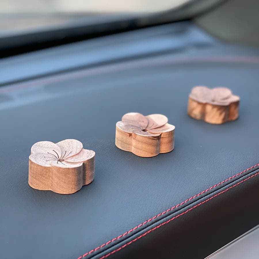 Peach Blossom FSC Wooden Car Diffuser Clip On Vent Aromatherapy