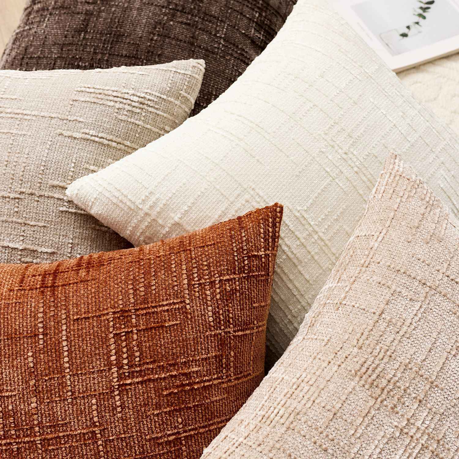 Chunky-spun Bamboo-textured Chenille Pillowcase