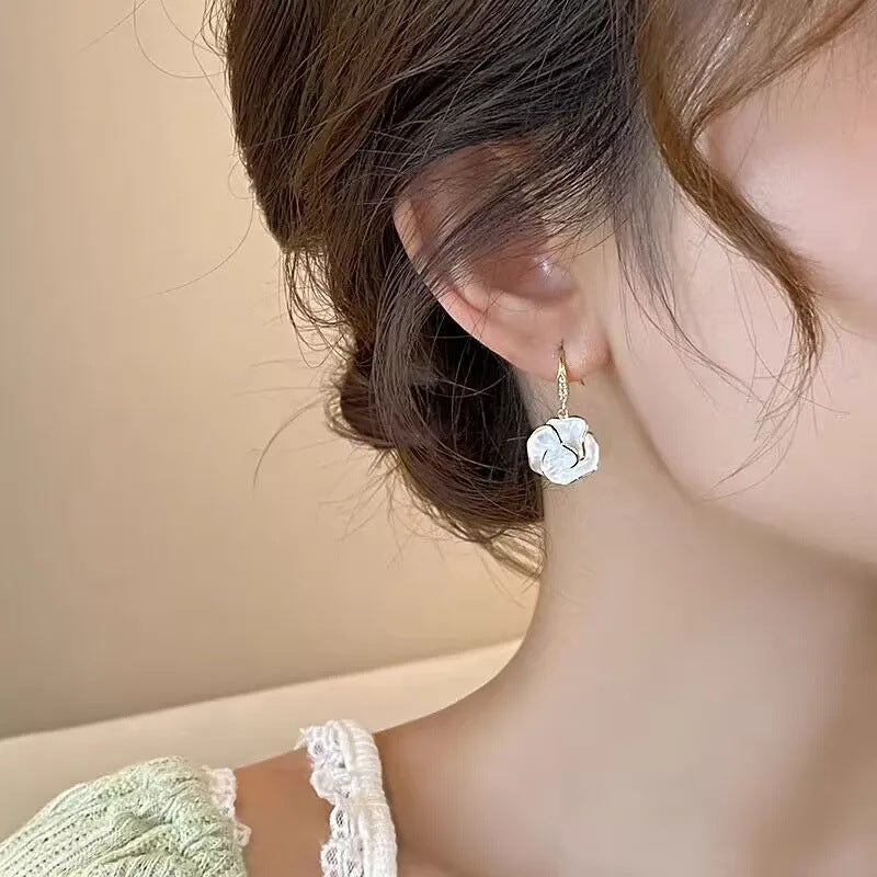 Women's Luxury Camellia Flower Geometric Earrings Alloy Jewelry 2.7x1.3 cm