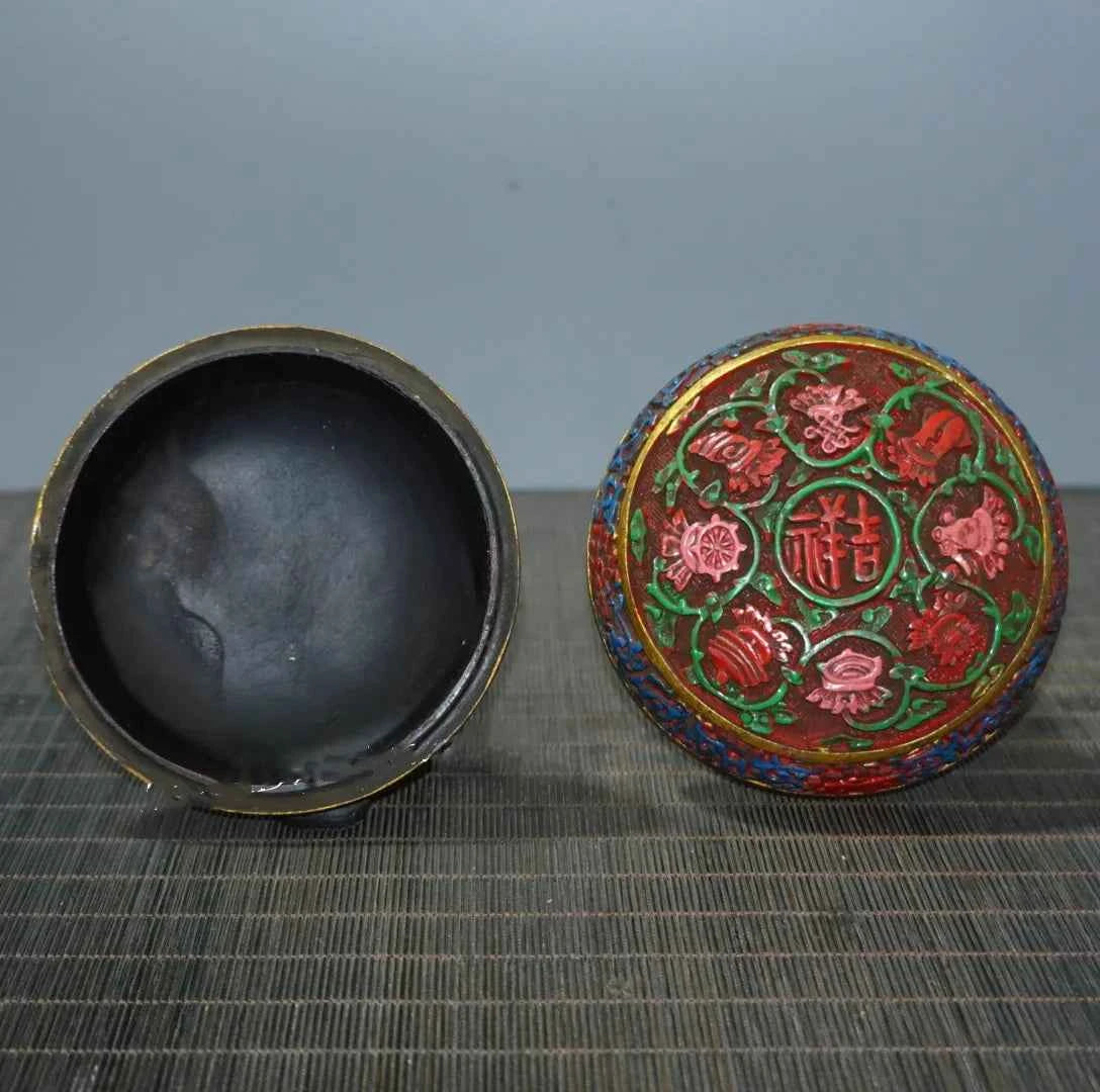 Handmade Painted Lacquerware Flower Box – Vintage-Inspired Chinese Storage