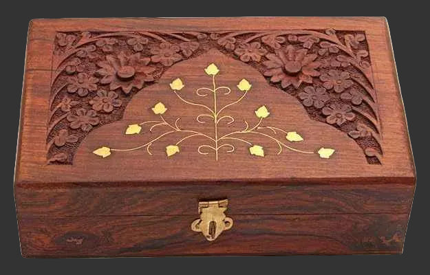 Handmade carved sheesham wood jewelry box from India